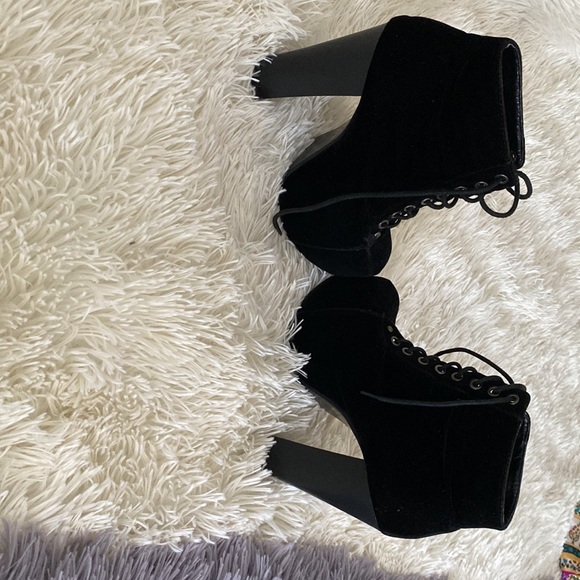 Black booties - Picture 4 of 5